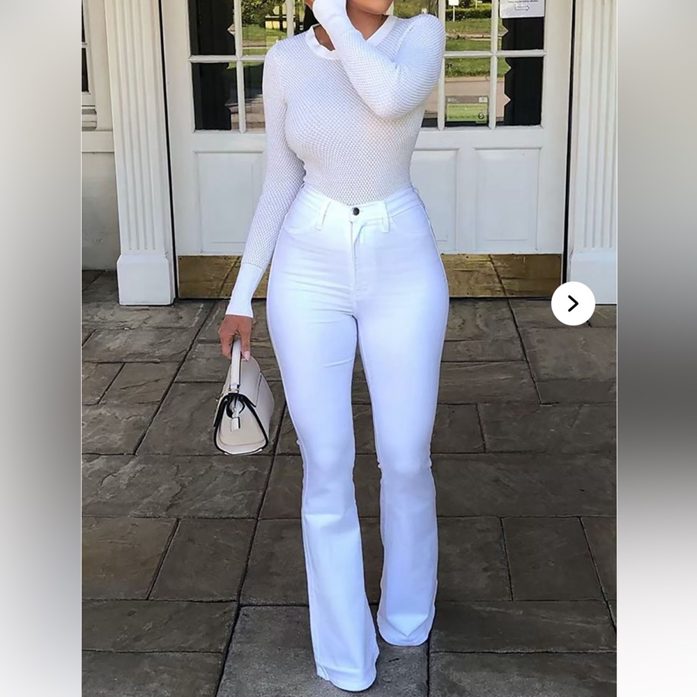 Fashion Nova Wide-Leg Flare Jeans - White
